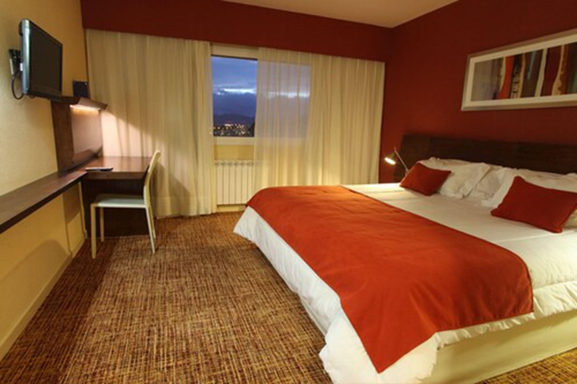 Hotel Las Lengas Ushuaia Exterior photo