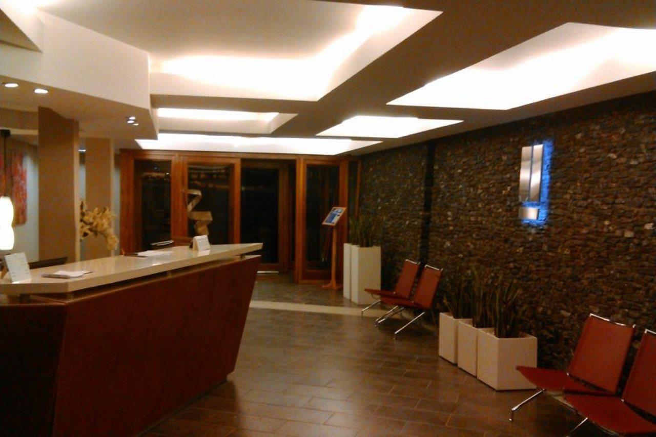 Hotel Las Lengas Ushuaia Exterior photo