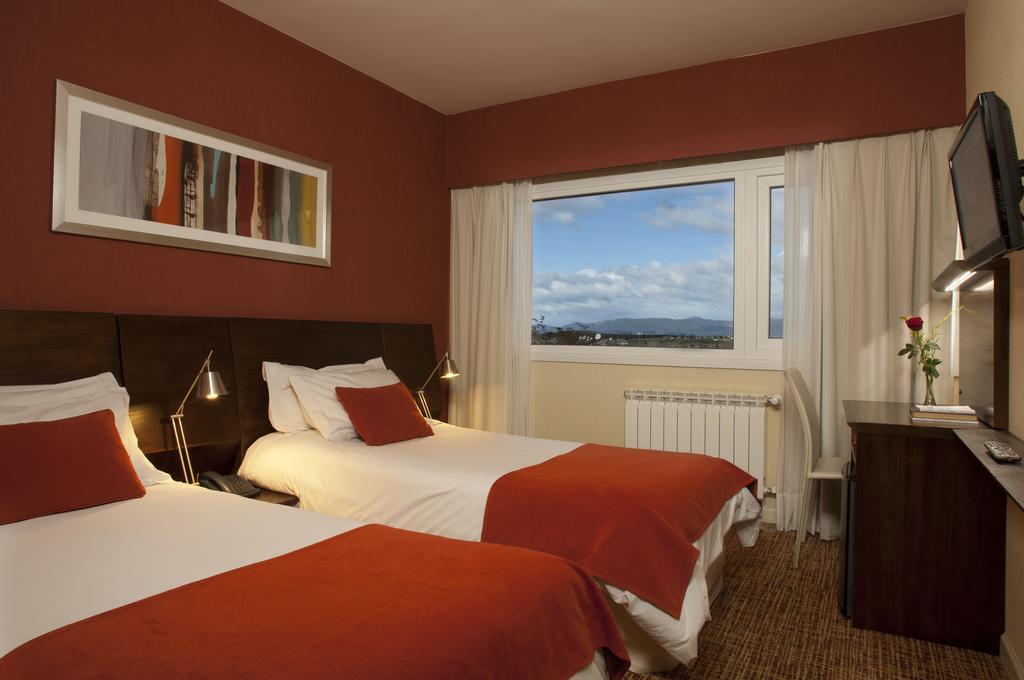 Hotel Las Lengas Ushuaia Exterior photo