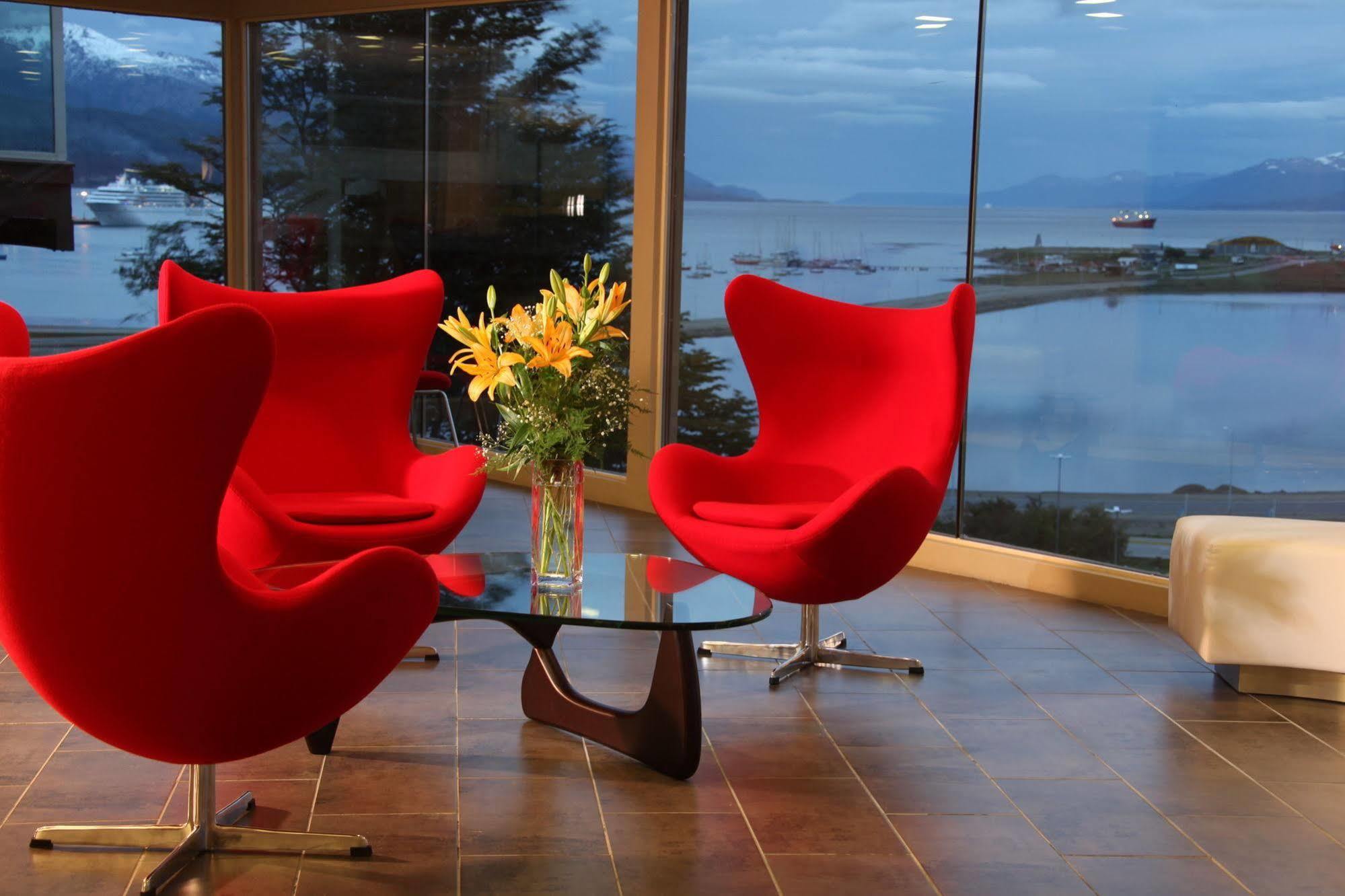 Hotel Las Lengas Ushuaia Exterior photo